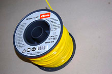 Fil dbroussailleuse Stihl carr jaune - 3mm    162 ml