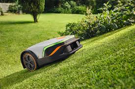 Tondeuse robot Stihl iMow 6 - 3000m2    